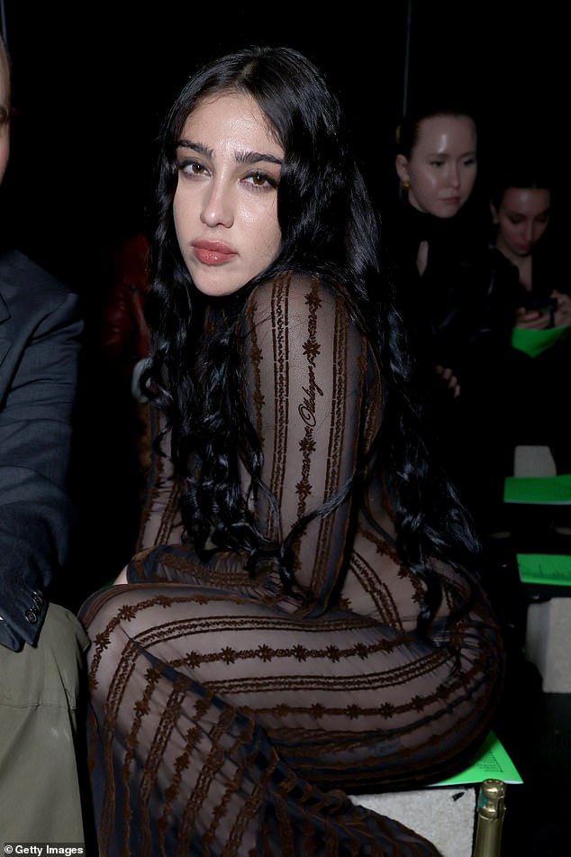 She seemed in good spirits as she took her seat on the front row of the star-studded fashion show which was showing the fall/winter 2026/2027 womenswear