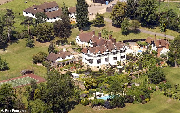 ¿Carroll Castle¿, the sprawling Essex mansion which was meant to be their ¿happily ever after¿