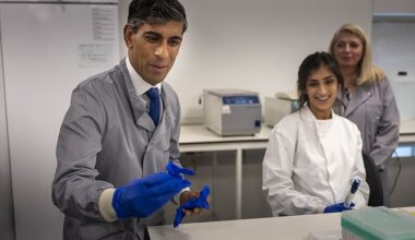 The former Conservative Prime Minister is urging men to get checks this week at one of six sessions nationwide