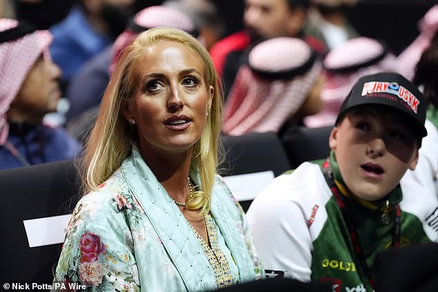 Paris is adamant she wants Fury to remain retired