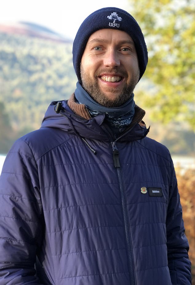 The first sign, Jonathan says, was blurred vision, which he initially blamed on his contact lenses