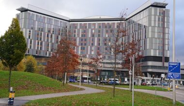 The Queen Elizabeth University Hospital (QEUH) has police officers based on-site