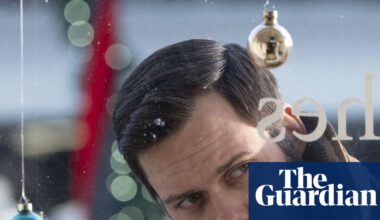 Gus Van Sant: ‘My assistant wanted to erect a statue of Luigi Mangione. My generation thought: this is murder’ | Movies