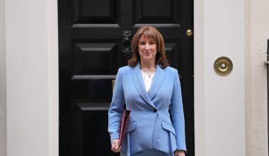 Spring statement: Iran war casts shadow over fragile UK economic recovery