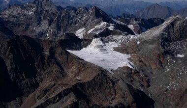 'Dramatic development': Austria warns all but 2 of its 96 glaciers have retreated over last 2 years
