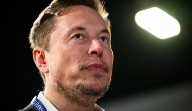 Elon Musk's AI labels Glasgow fire video 'Tel Aviv after Iran bombing'