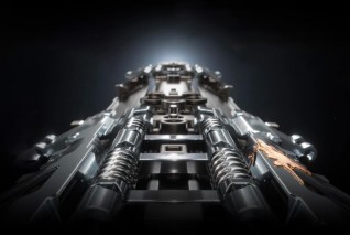 Honor Magic V6 features an updated Super Steel Hinge rated at 500,000 folds and unfolds