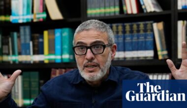 UK surgeon cleared of antisemitism criticises GMC’s plan to challenge ruling | Doctors