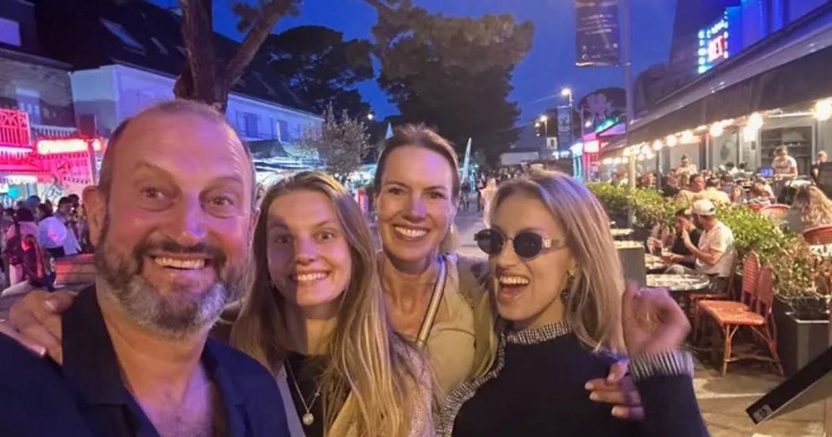 Sisters devastated as both parents die within weeks of each other