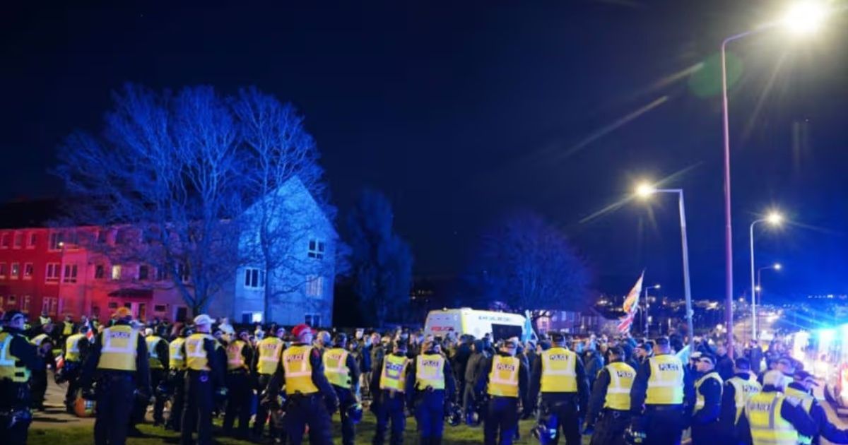 Huge Edinburgh police presence at protest after Calder 'stabbing'
