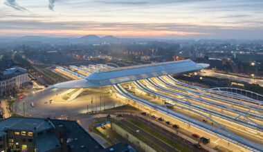 Mons Train Station / Santiago Calatrava