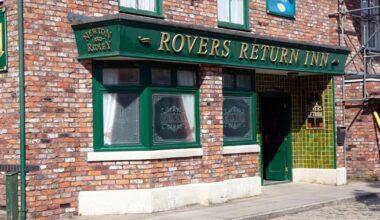 Coronation Street and Emmerdale cast 'uproar' after number of episodes slashed