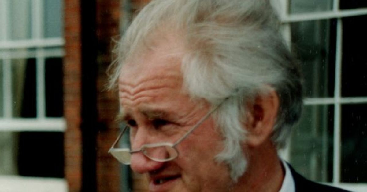 Tributes to architectural expert Ivan Hall who fought doggedly to preserve much of Hull and Beverley