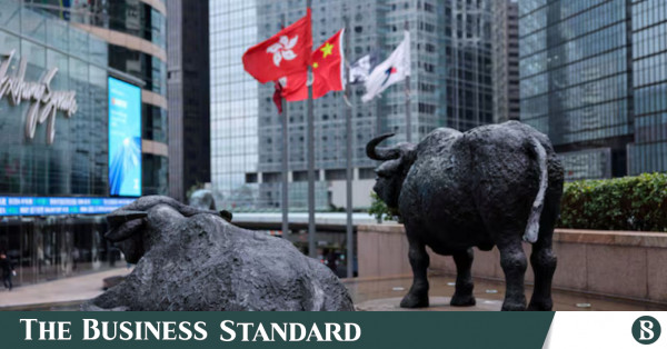 Shares steady, oil turbulence deepens as Middle East war roils markets