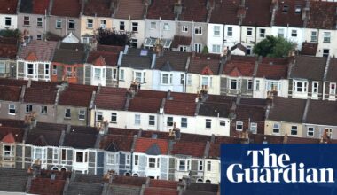 Average UK mortgage rate tops 5% as lenders scurry to reprice loans amid Middle East crisis | Mortgage rates