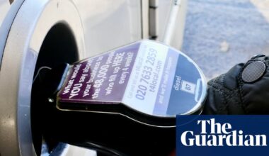 Watchdog puts UK fuel retailers ‘on notice’ over profiteering from Iran war | Competition and Markets Authority
