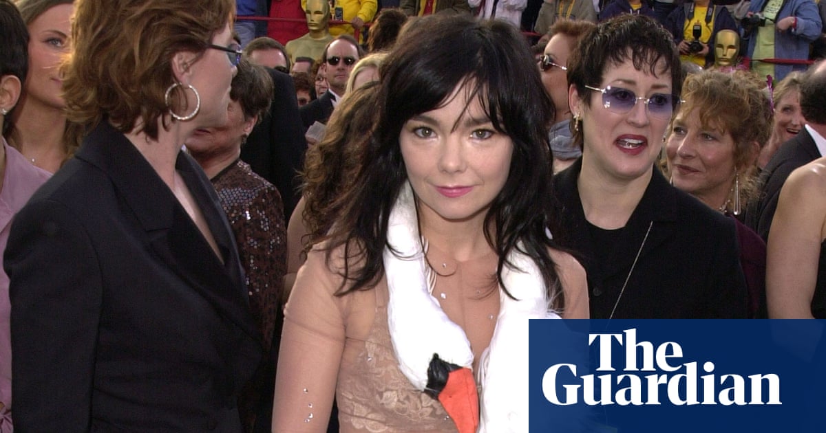 From Björk’s swan dress to Céline’s back-to-front tux: the most iconic Oscar red carpet looks | Oscars