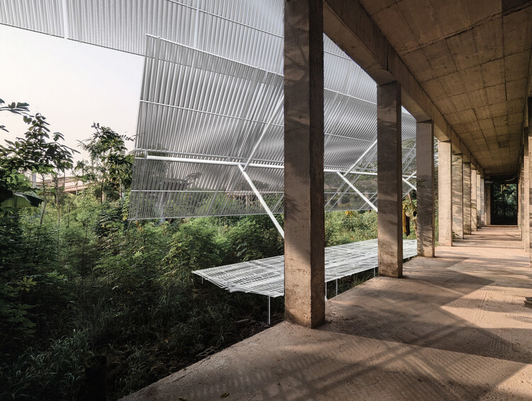 Modular Installation Reimagines Unfinished Structures at Limbo Museum in Accra, Ghana - Image 2 of 10