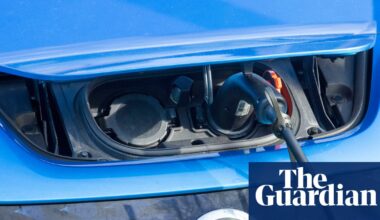 ‘Shockingly bad’: Nissan Leaf drivers voice anger over app shutdown | Electric, hybrid and low-emission cars