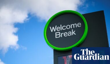 ‘Daylight robbery’: M1 drivers boggle at the rising price of fuel | Petrol prices