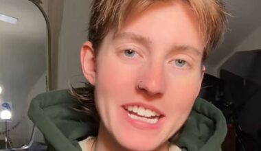 Patient diagnosed with colon cancer at 24 warns of the 'number one sign' to act on