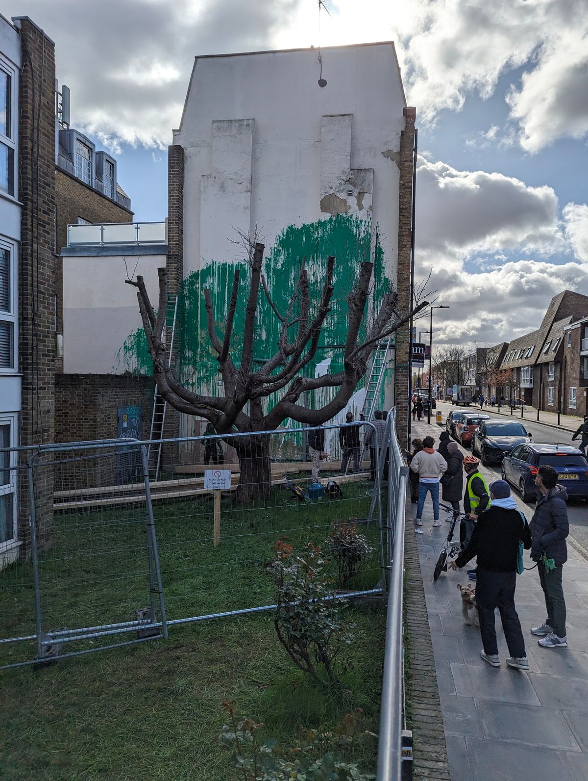 Banksy tree mural in Finsbury Park