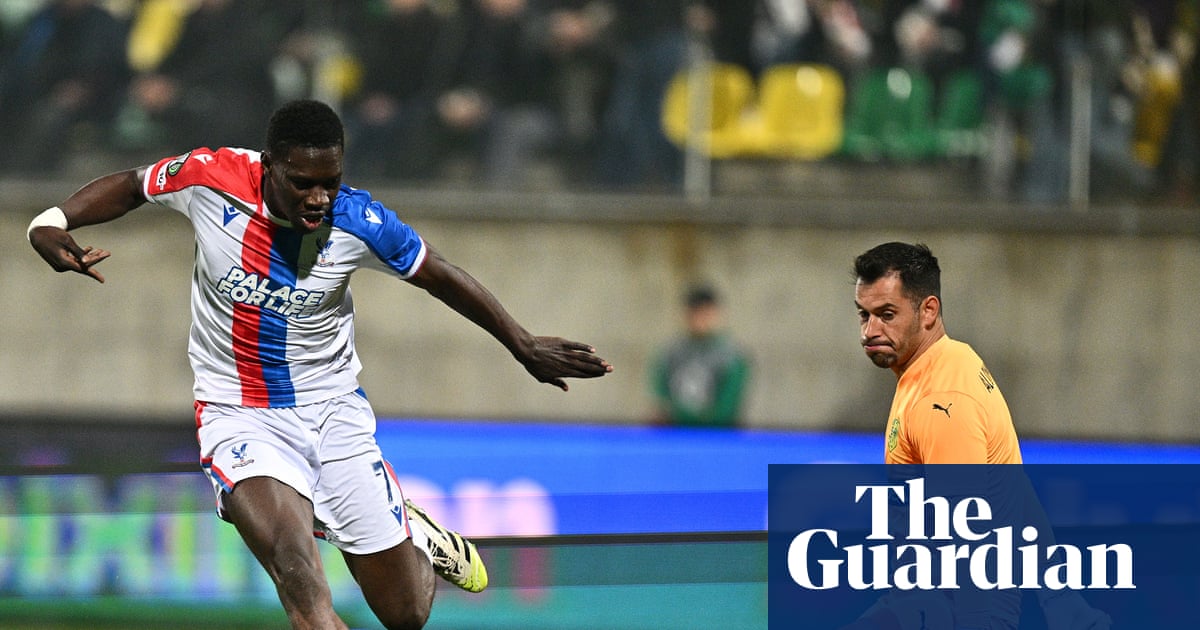 Sarr double helps Crystal Palace edge to extra-time win against nine-man Larnaca | Conference League