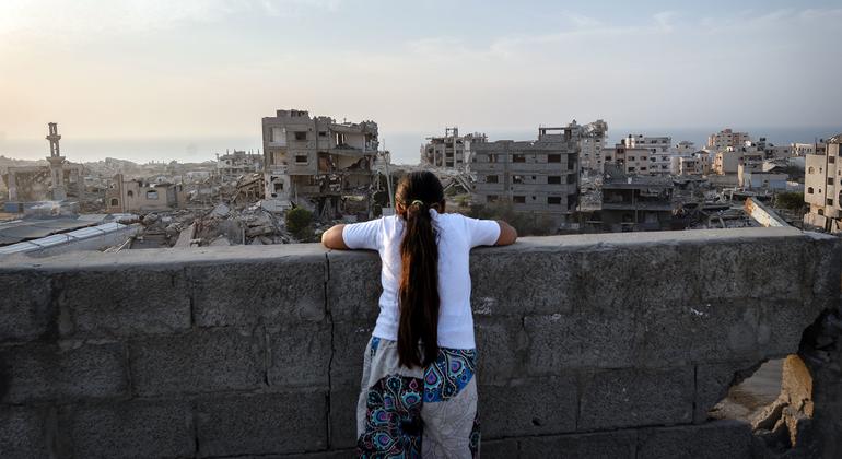 Amid deepening crisis in Palestine, girls face rising risks and a mounting mental health emergency
