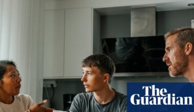 Should the bank of mum and dad pay university debts? | Student finance