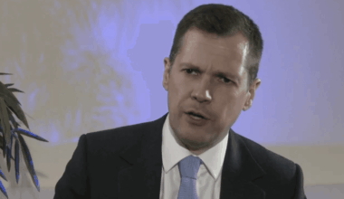 Robert Jenrick reveals reason hundreds of thousands of Britons WON'T be able to vote for Reform UK