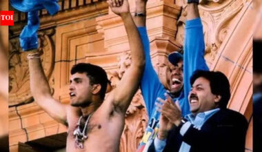 When Sachin said no but Dada said, ‘Let’s go’ - The story of Lord’s T-shirt celebration | Cricket News