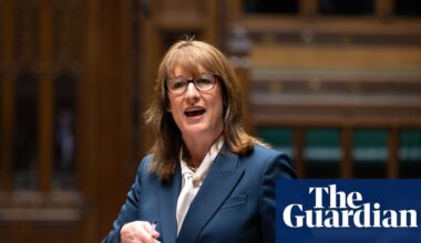 Rachel Reeves rules out universal support on energy bills | Economic policy