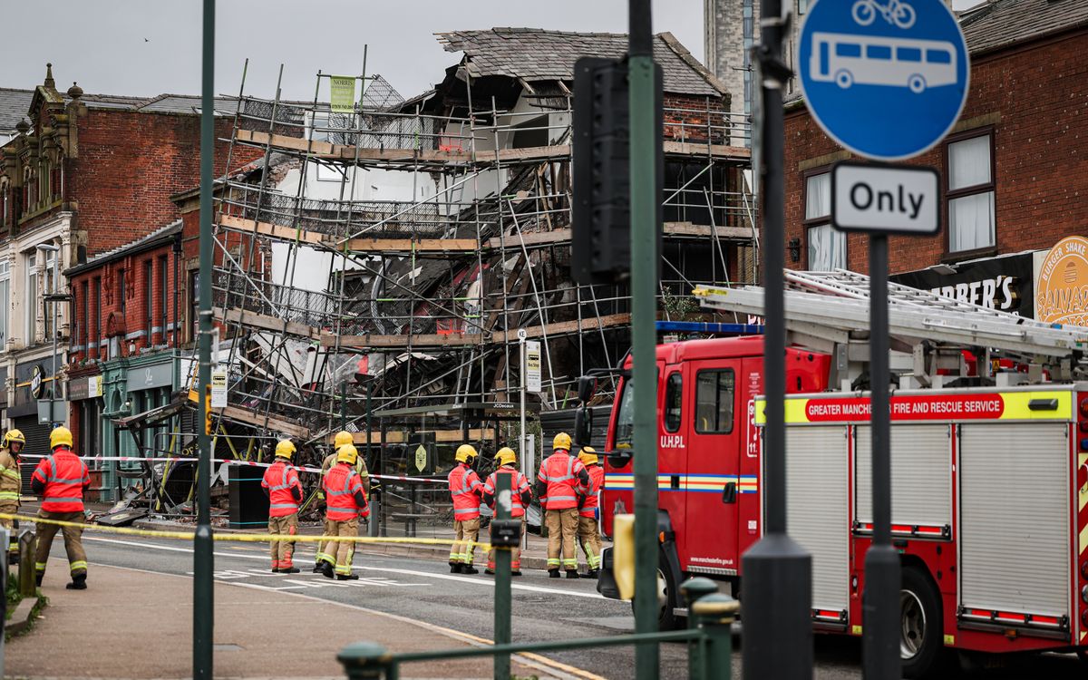 Fire services at the scene on King Street