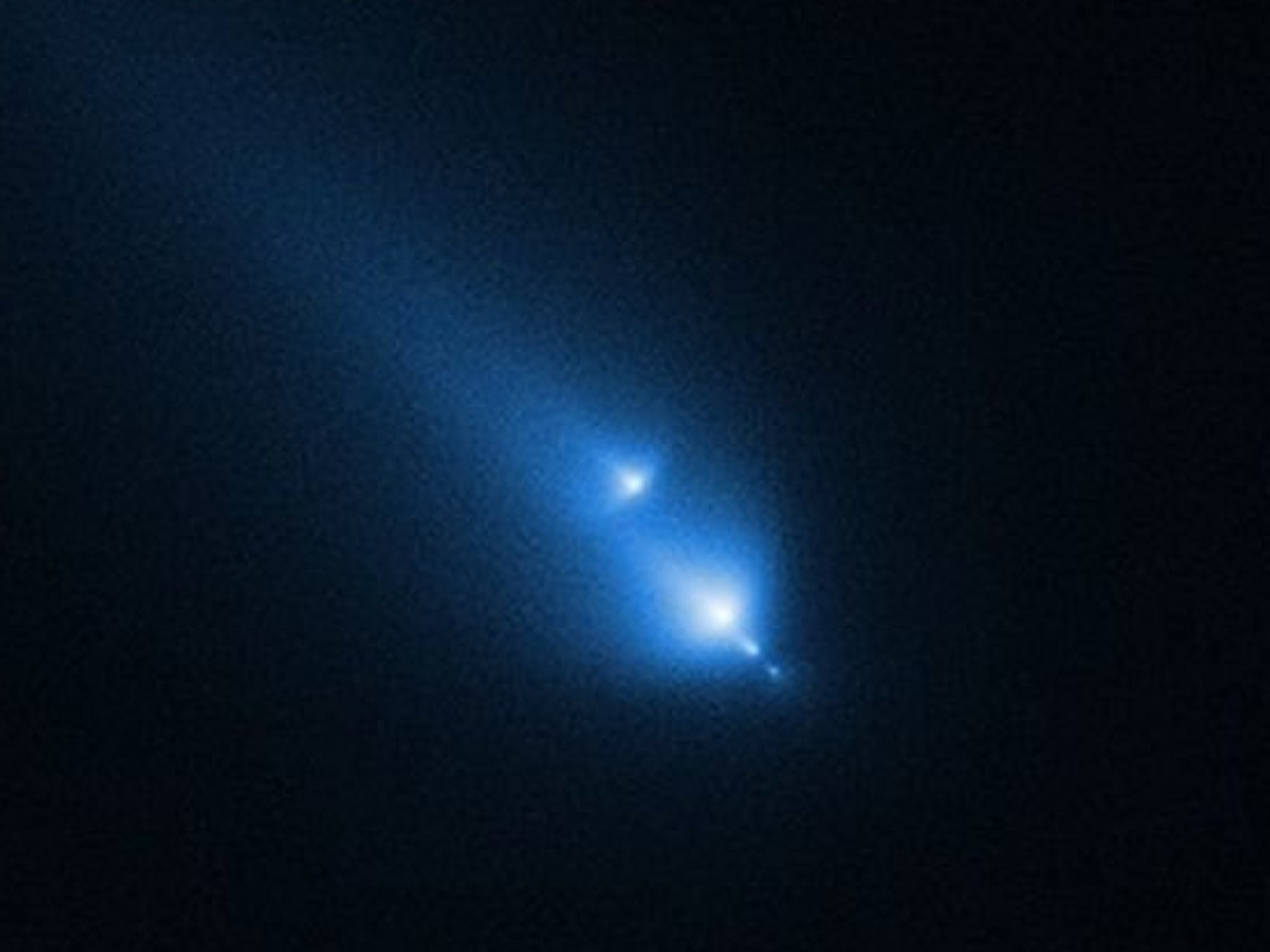 The fragmenting comet C/2025 K1 (ATLAS)