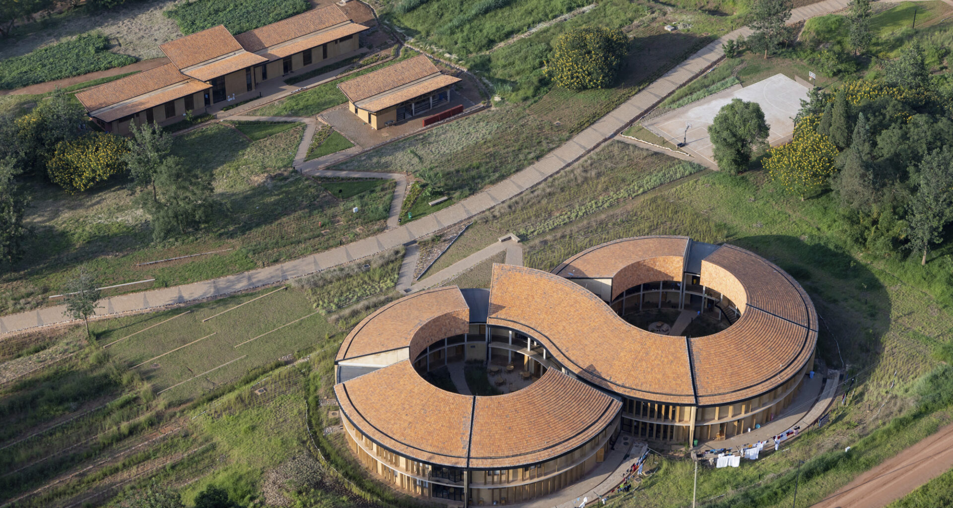 Disciplinary Reflections for a Planet in Transition and a New Airport Terminal in Casablanca: This Week’s Review