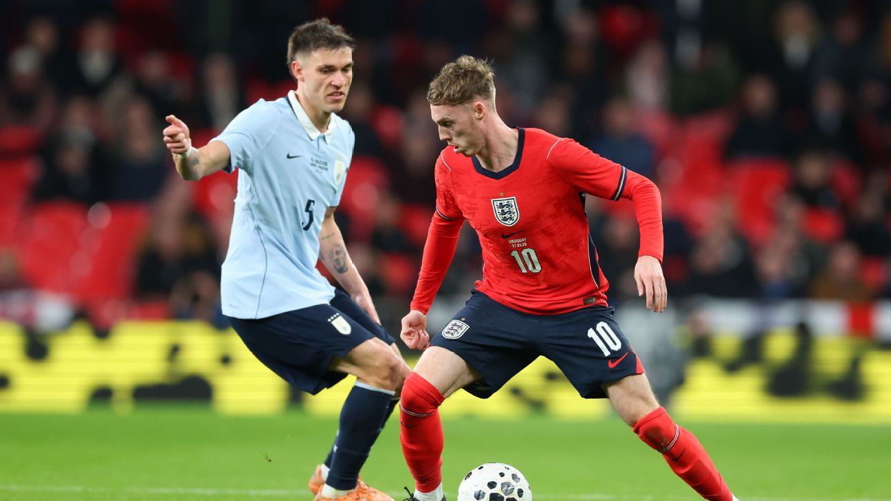 How did Manuel Ugarte not get sent off after receiving two yellow cards against England?