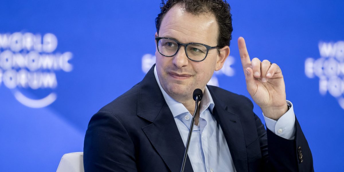 Fortune Tech: Anthropic testing Mythos; Apple's opens Siri, OpenAI shelves porn bot