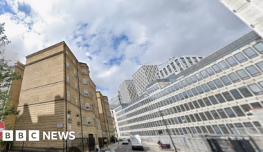 Farmanullah Sherzad named as man stabbed to death in London - BBC