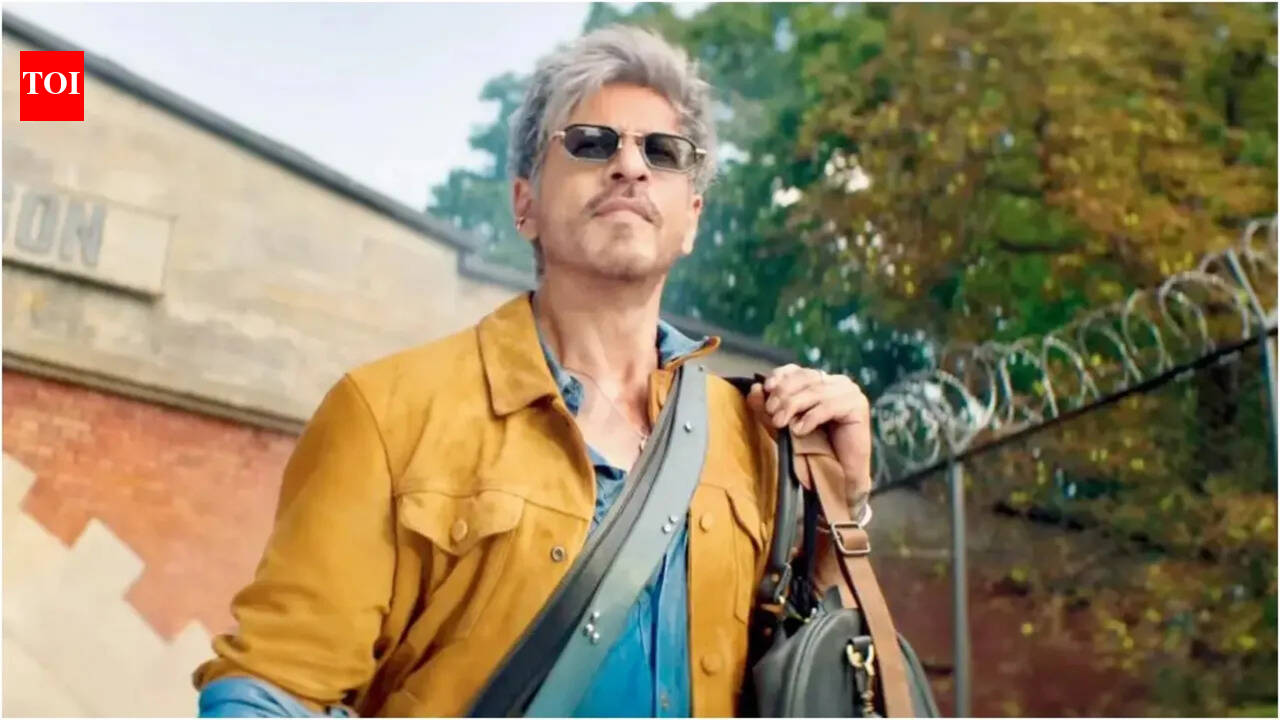 'King': Shah Rukh Khan, Suhana Khan and Anil Kapoor's Dubai desert sequence moved to Mumbai amid Middle East conflict - Report | Hindi Movie News