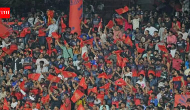 Phones Stolen At Chinnaswamy Stadium: ‘Phones stolen during Bengaluru IPL match’: Fans raise alarm after RCB vs SRH game, police yet to confirm theft angle | Bengaluru News
