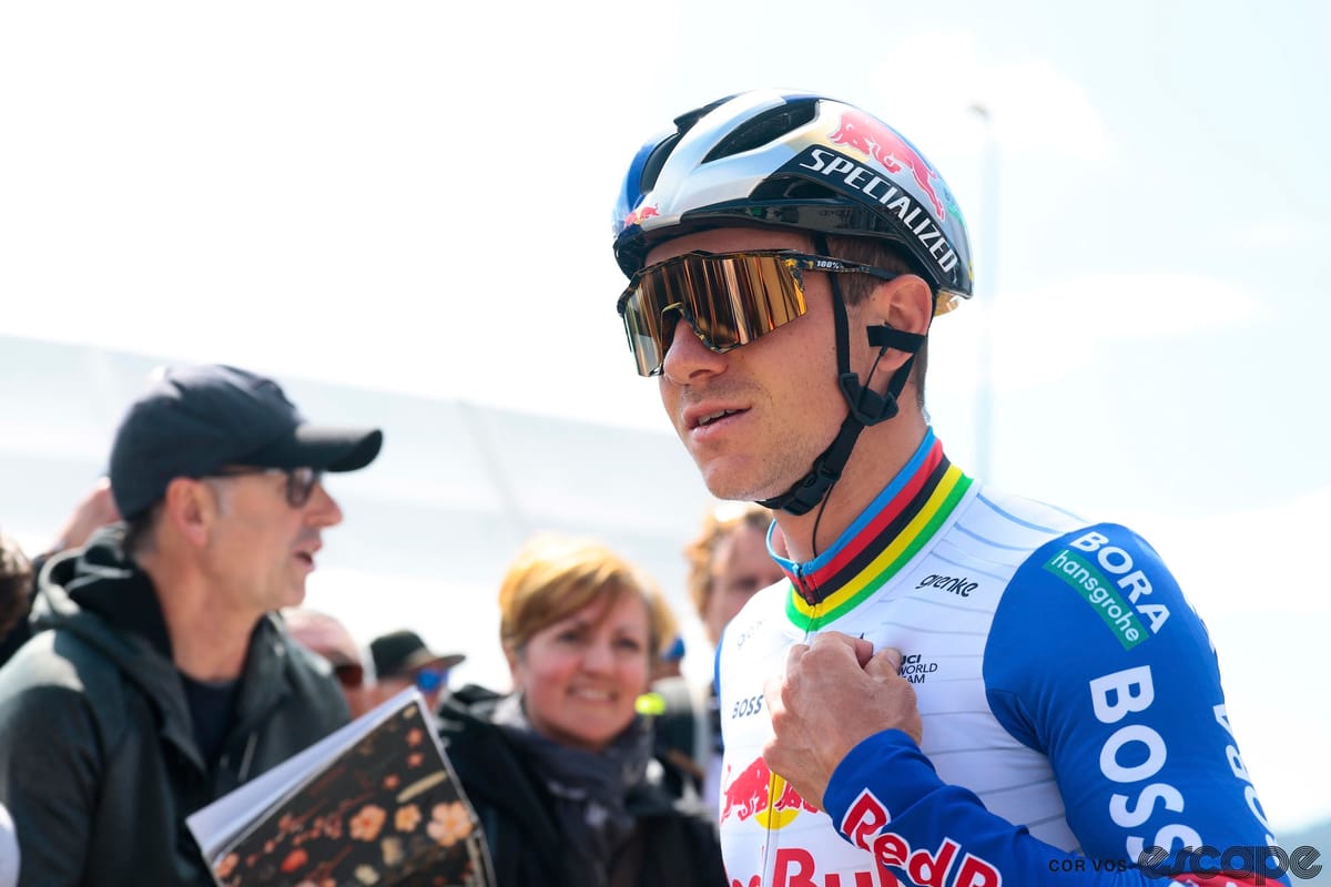 Will Evenepoel race Flanders after all?