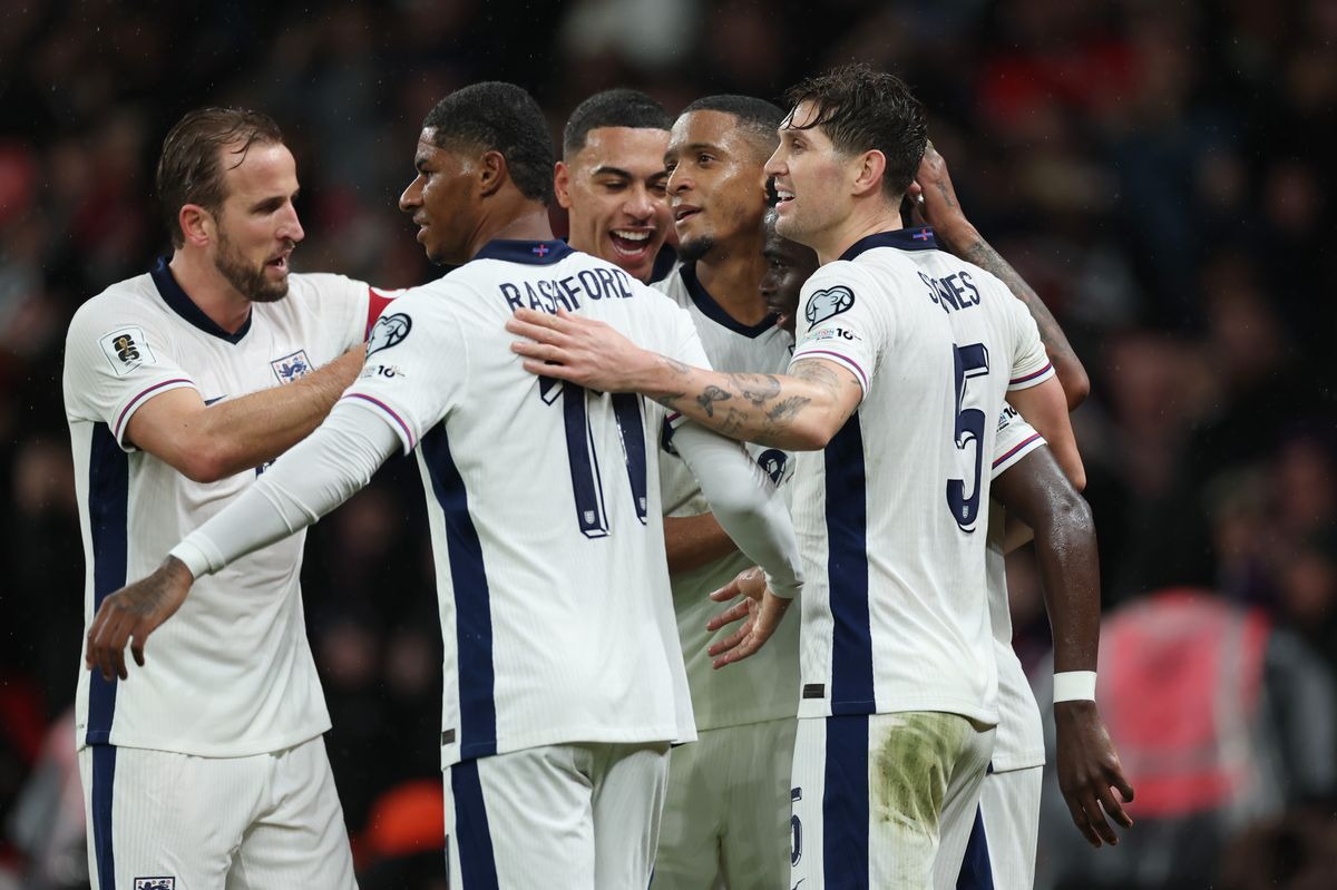 England players celebrate Bukayo Saka's goal against Serbia