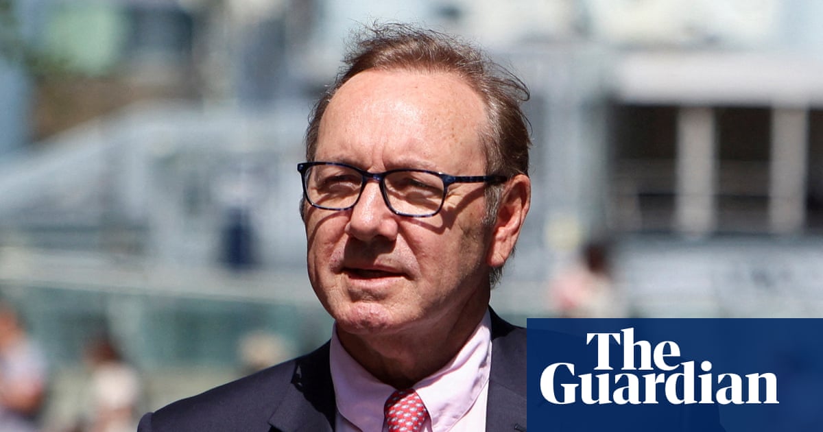 Actor reaches settlement with Old Vic theatre over Kevin Spacey assault claims | Kevin Spacey