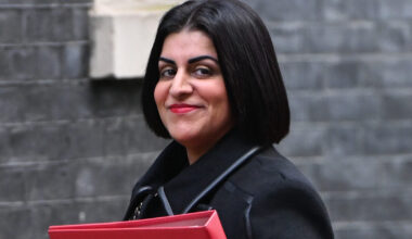 Labour Scraps Right to Permanent Asylum for Refugees