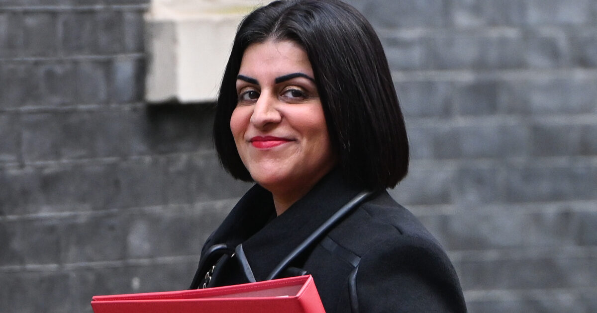 Labour Scraps Right to Permanent Asylum for Refugees