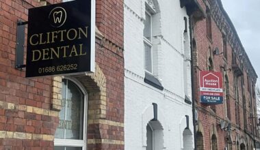 Newtown dentist warns system in Powys 'at breaking point'