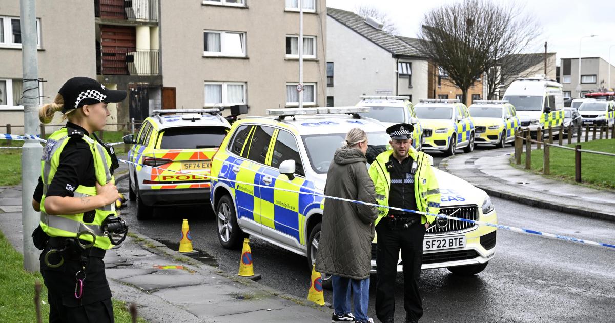 Live updates as 'stabbing' suspect barricaded in Edinburgh building - TheNational.scot