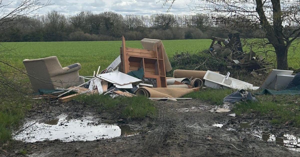 Oxfordshire waste disposal 'obstacles' condemned after fly-tip