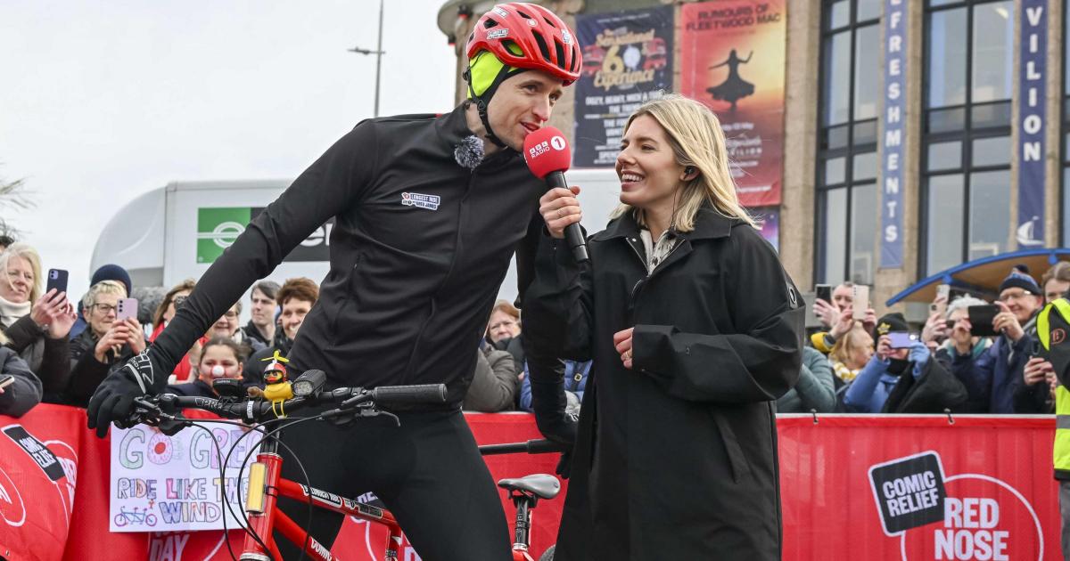 Greg James hits halfway point in Weymouth to Edinburgh cycle