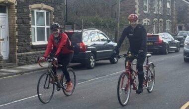 Greg James ends second leg of Comic Relief cycle in Gwent